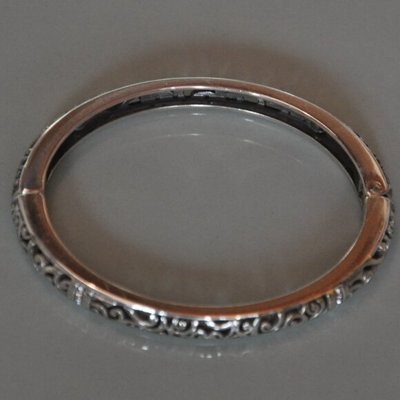 Brighton Viewpoint Hinged Bangle Bracelet Silver Filigree Crystal Cuff - Picture 3 of 4